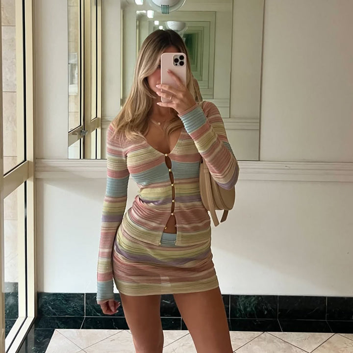 Women’s Bodycon Dress – Stretch Knit – Long Sleeve – Button Front – Mini Length