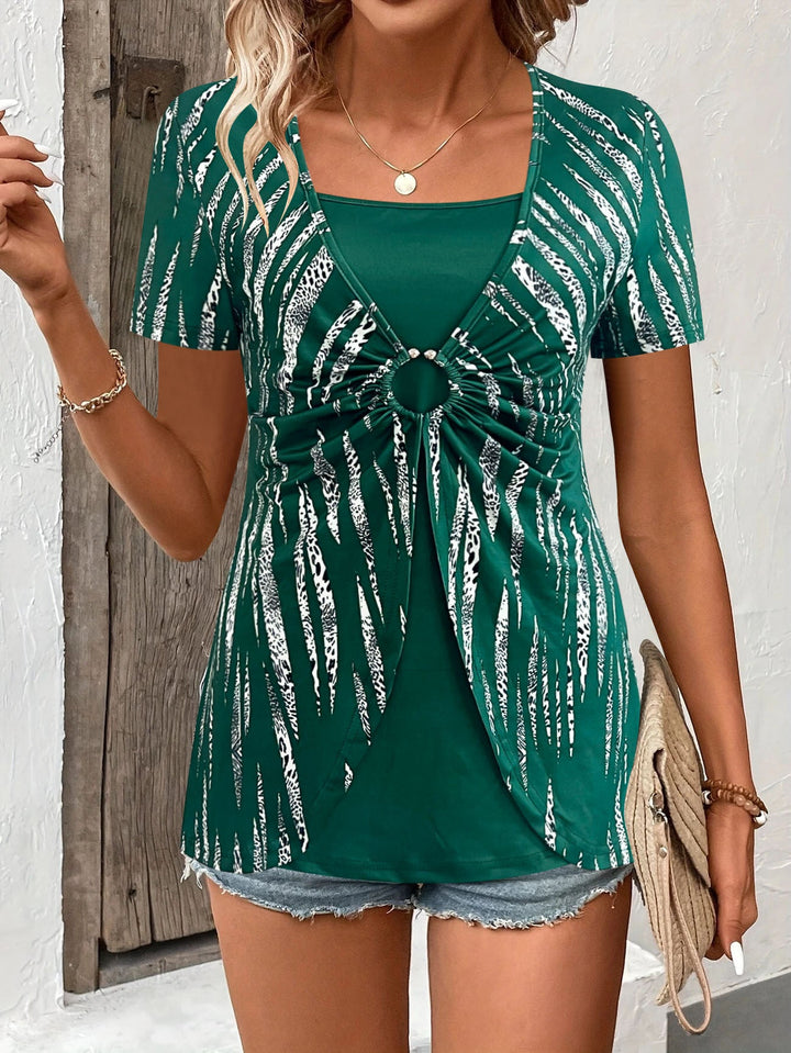 Women’s T-Shirt – Relaxed Fit – Layered Look – Ethnic Print – Waist Ring Detail