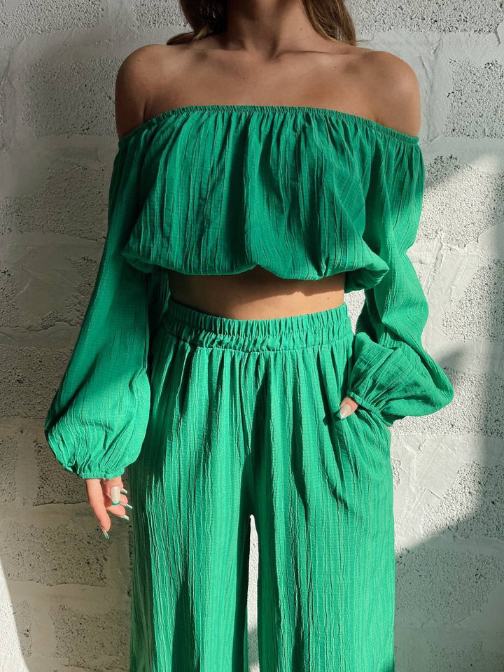 Women’s Two-Piece Set – Off-Shoulder Crop Top – Long Sleeve – High-Waist Wide-Leg Pants