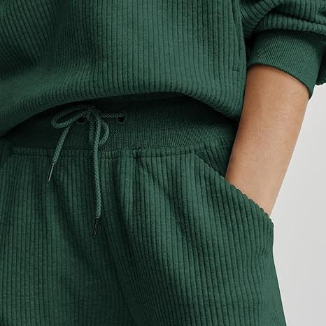 Women’s Tracksuit Set – Ribbed Fabric – Relaxed Fit – Half Zip Pullover – Drawstring Waist