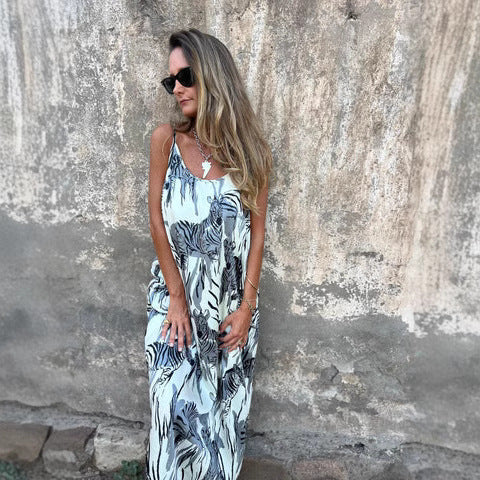 Women’s Maxi Dress – Relaxed Fit – Adjustable Straps – Bold Print – Natural Fibers – Pockets