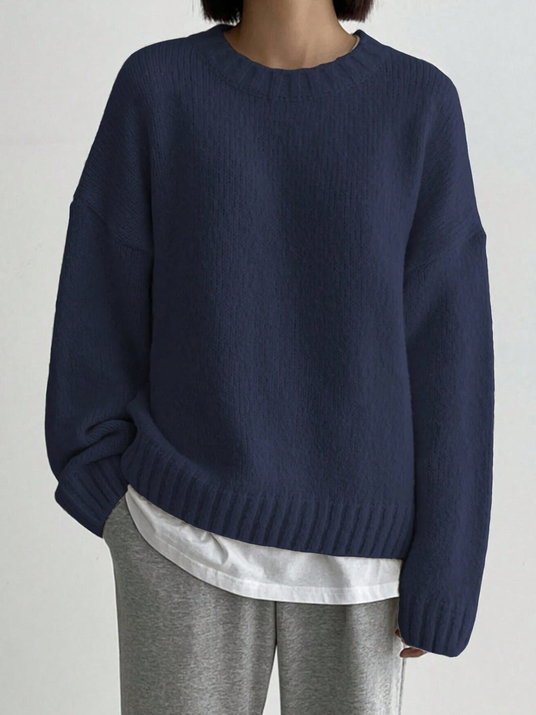 Women’s Pullover Sweater - Knitted Wool - Oversized Fit - Ribbed Hem and Cuffs