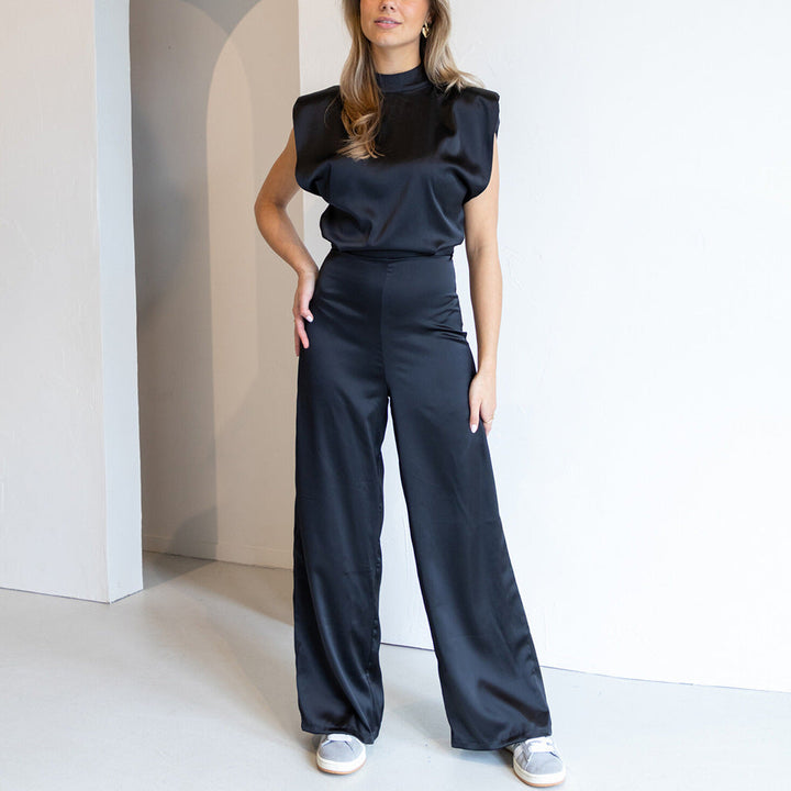 Women’s Jumpsuit – Sleeveless – Wide Leg – High Neck – Structured Fit – Elegant Style