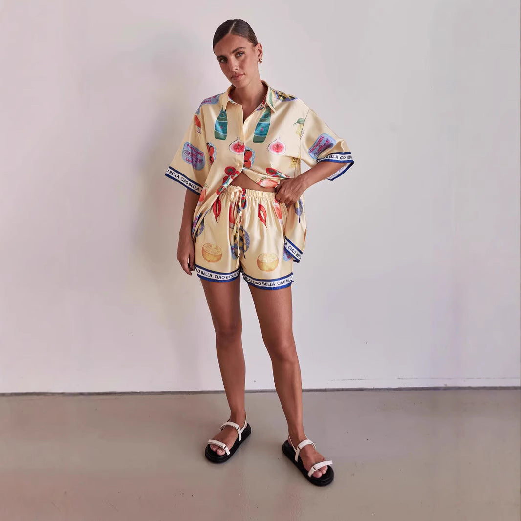 Women’s Two-Piece Set – Relaxed Fit Button-Up Shirt & High-Waist Shorts – Graphic Print