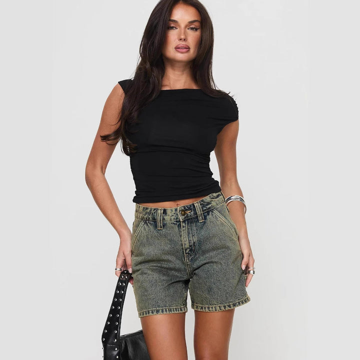 Women’s Denim Shorts - High Waist - 5-Pocket Style - Button Zip Closure - Casual Fit