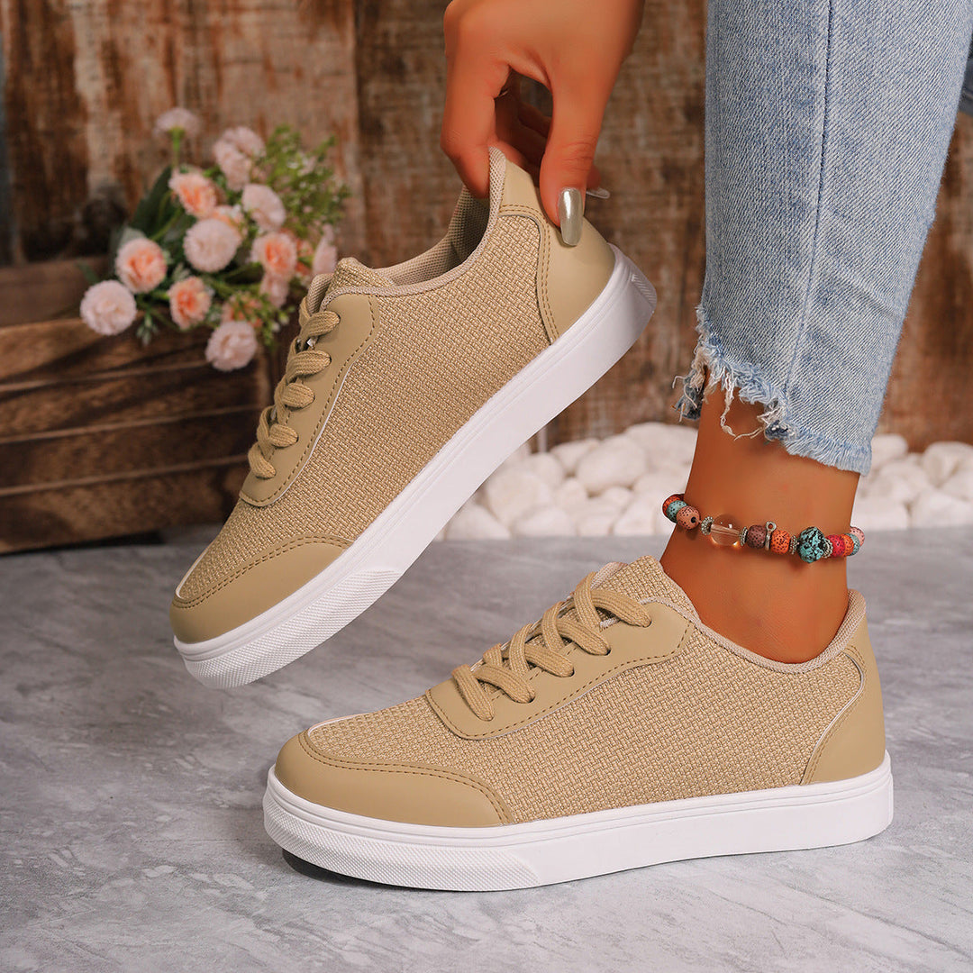 Women’s Casual Sneakers – Breathable Mesh – Cushioned Sole – Low Top Lace-Up Design