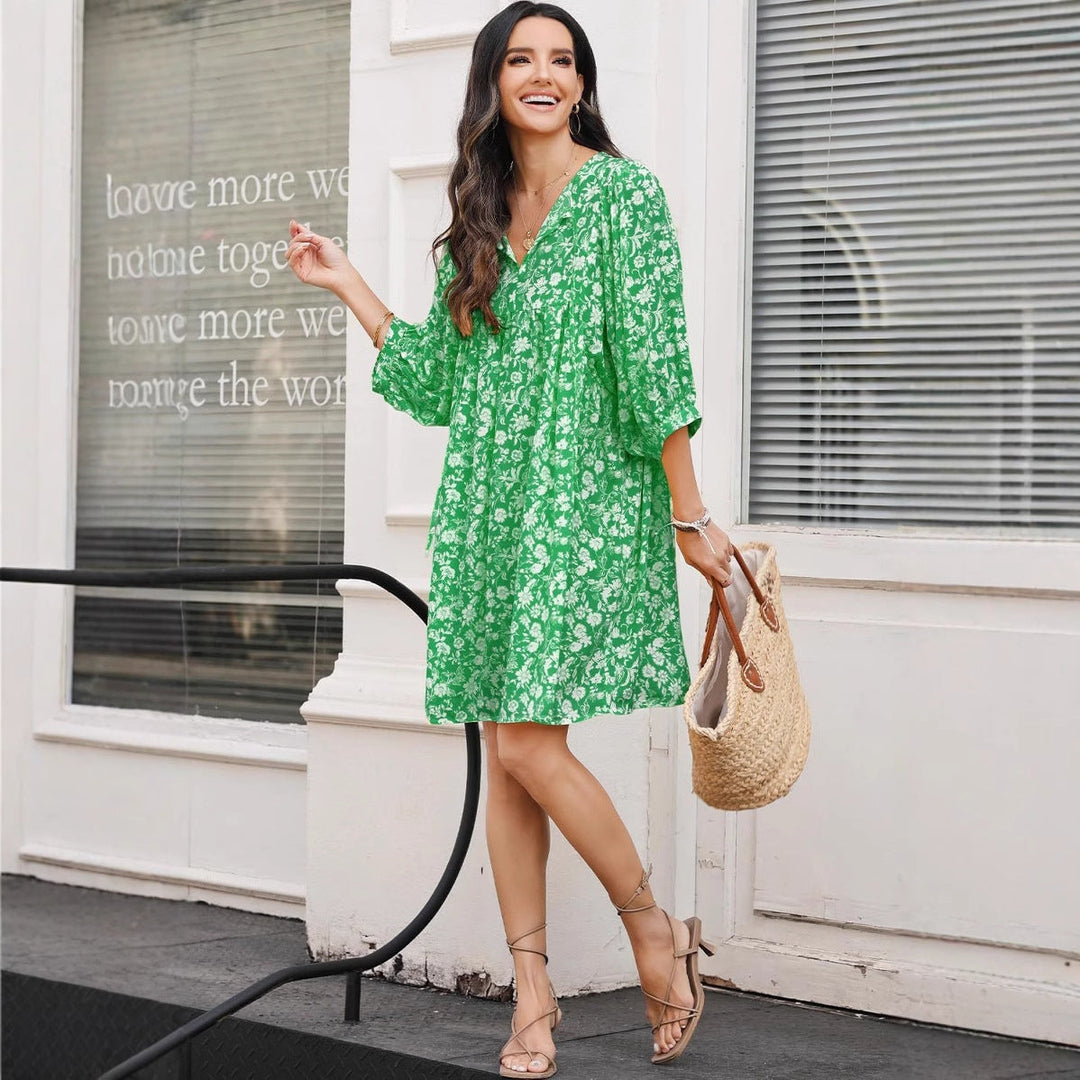 Women’s Midi Dress – V-Neck – Long Sleeve – Relaxed Fit – Floral Print – Lightweight Fabric