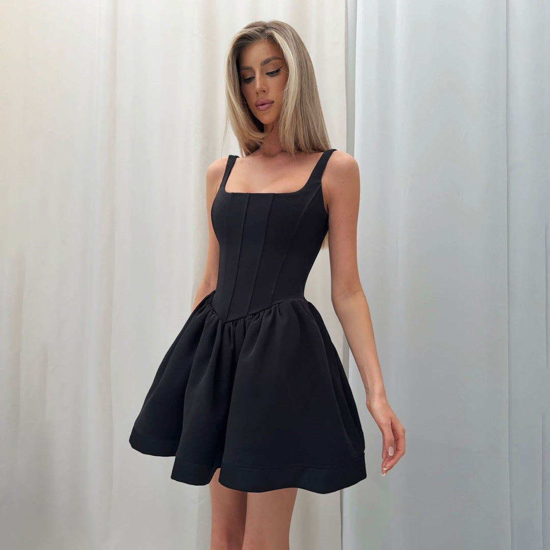 Women’s Dress – Structured Bodice – Fitted Waist – Sleeveless – Square Neckline