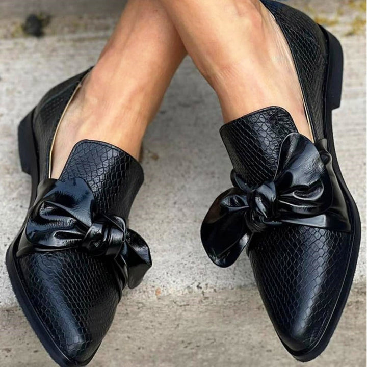 Women’s Loafers – Pointed Toe – Faux Reptile Texture – Bow Detail – Low Heel Elegance