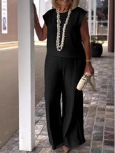 Women’s Two-Piece Set – Sleeveless Top – Wide-Leg Pants – Relaxed Fit – Silk