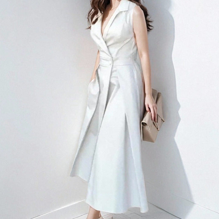 Women’s A-Line Dress – Tailored Fit – V-Neck – Notched Lapel – Sleeveless – Knee Length