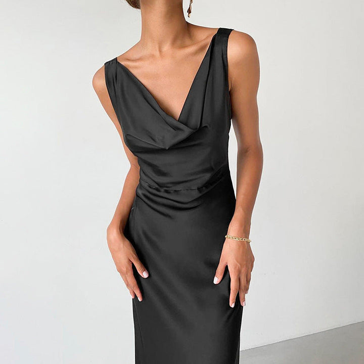 Women’s Evening Gown – Floor-Length – Cowl Neckline – Sleeveless – Slim Fit – Silk Feel