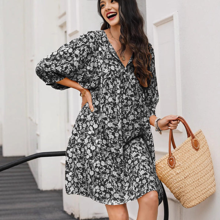 Women’s Midi Dress – V-Neck – Long Sleeve – Relaxed Fit – Floral Print – Lightweight Fabric