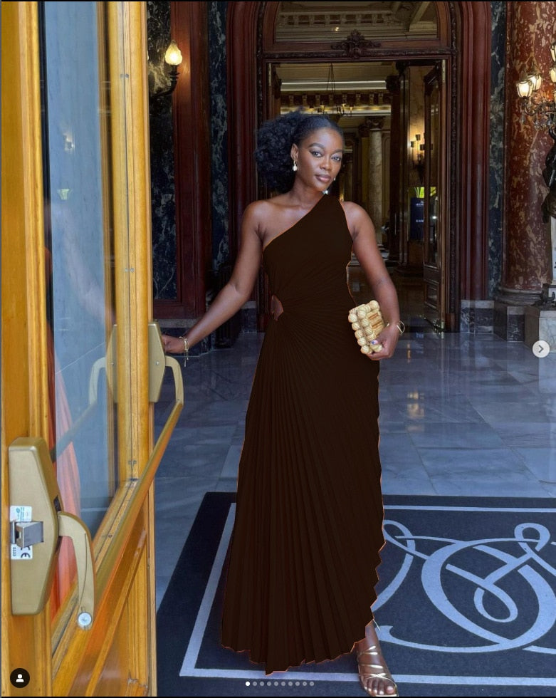 Women's Evening Gown - One-Shoulder - Pleated Draped Design - Floor-Length Elegant Fit