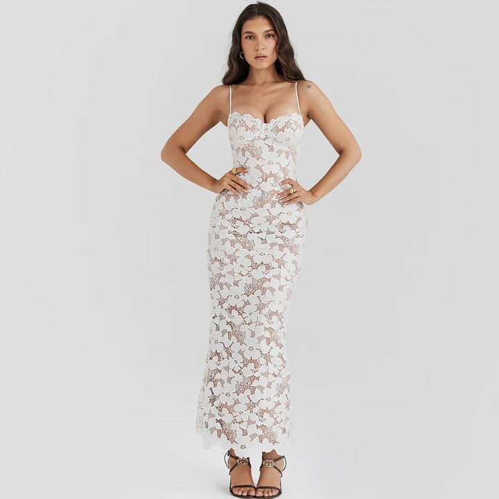 Women's Lace Evening Dress - Sweetheart Neckline - Spaghetti Straps - Full-Length Elegant Fit
