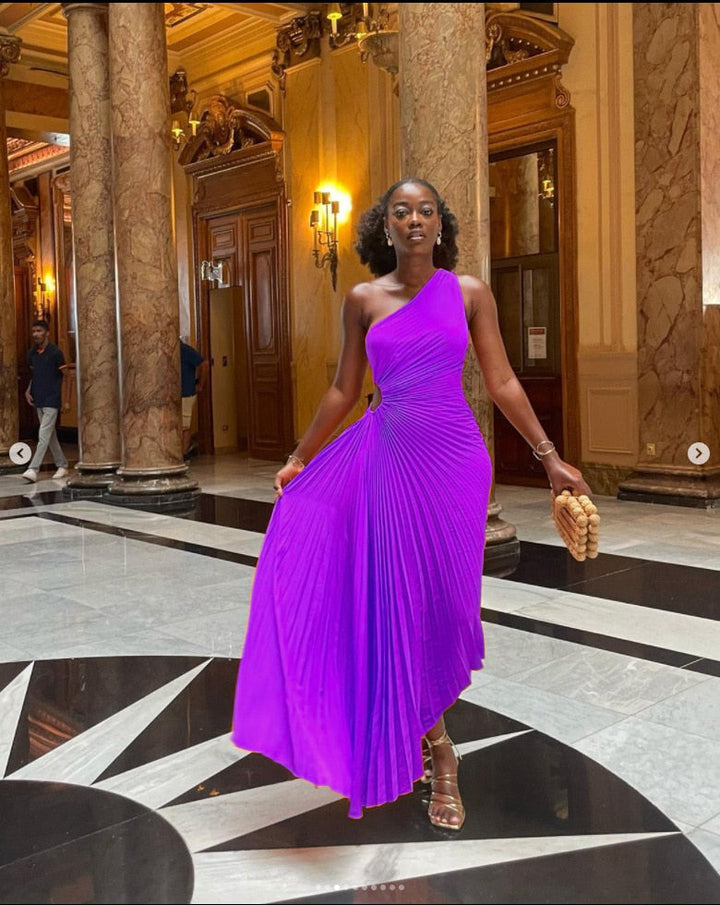 Women's Evening Gown - One-Shoulder - Pleated Draped Design - Floor-Length Elegant Fit