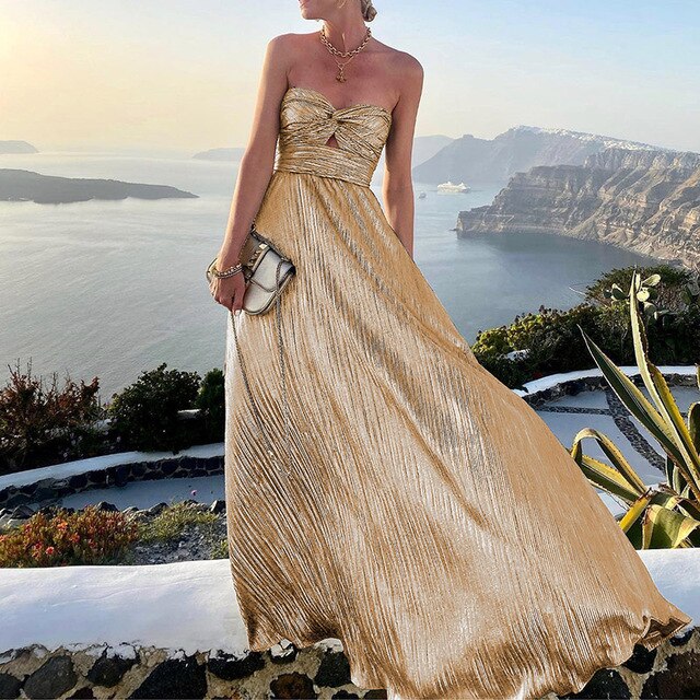 Women's Strapless Evening Gown - Sweetheart Neckline - Pleated Floor-Length Elegant Dress