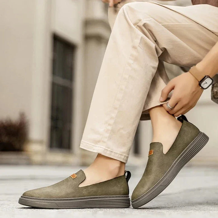 Men’s Leather Moccasins – Slip-On Design – Cushioned Sole – Low Profile Casual Fit