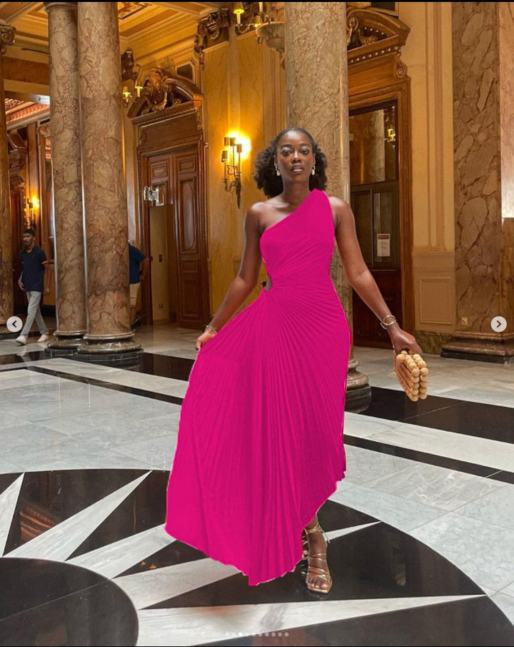 Women's Evening Gown - One-Shoulder - Pleated Draped Design - Floor-Length Elegant Fit