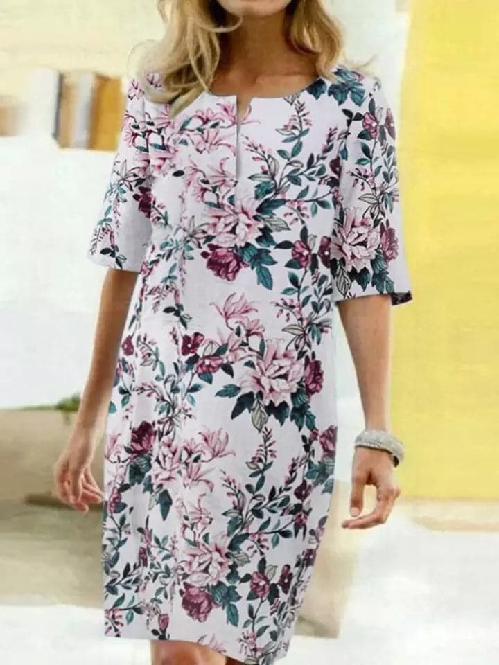 Women’s Knee-Length Dress – Relaxed Fit – Half Sleeve – Breathable Blend – Bold Print