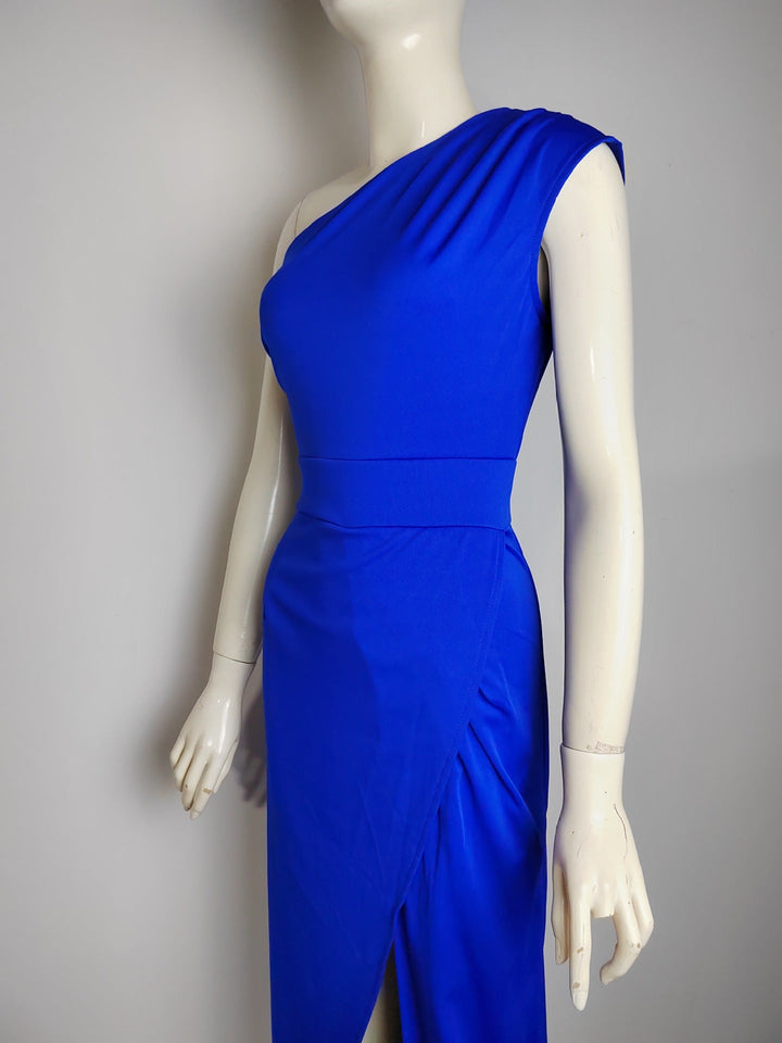 Women's One-Shoulder Evening Dress - Asymmetric Neckline - High Slit - Elegant Fit