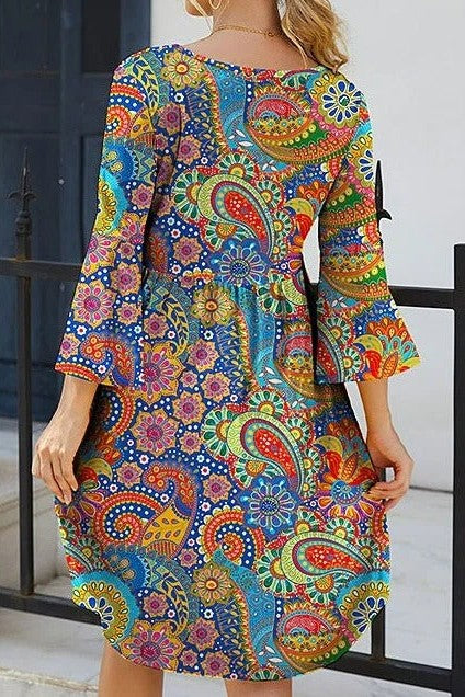 Women’s Mini Dress – Relaxed Fit – 3/4 Sleeve – Breathable Blend – Paisley Print