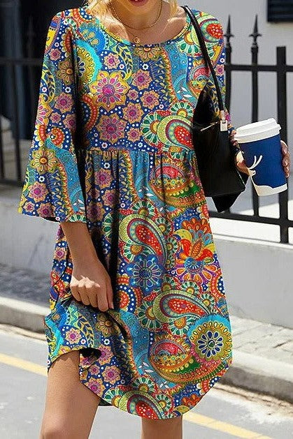 Women’s Mini Dress – Relaxed Fit – 3/4 Sleeve – Breathable Blend – Paisley Print
