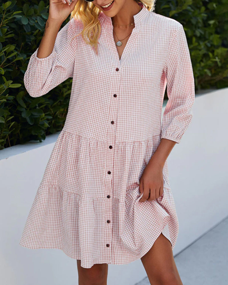 Women’s A-Line Dress – Natural Fibers – Checked Pattern – Tiered Hem – Button Front – 3/4 Sleeve