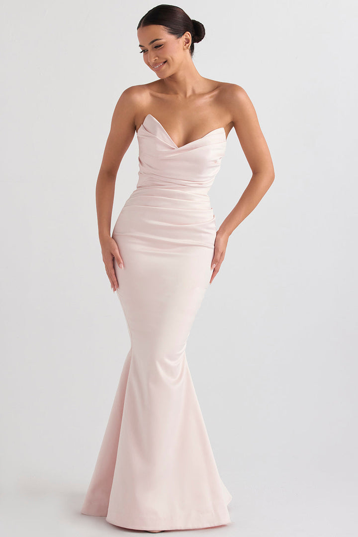 Women’s Strapless Gown – Mermaid Silhouette – Floor Length – Elegant Formal Fit