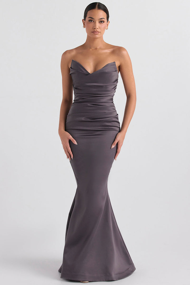 Women’s Strapless Gown – Mermaid Silhouette – Floor Length – Elegant Formal Fit