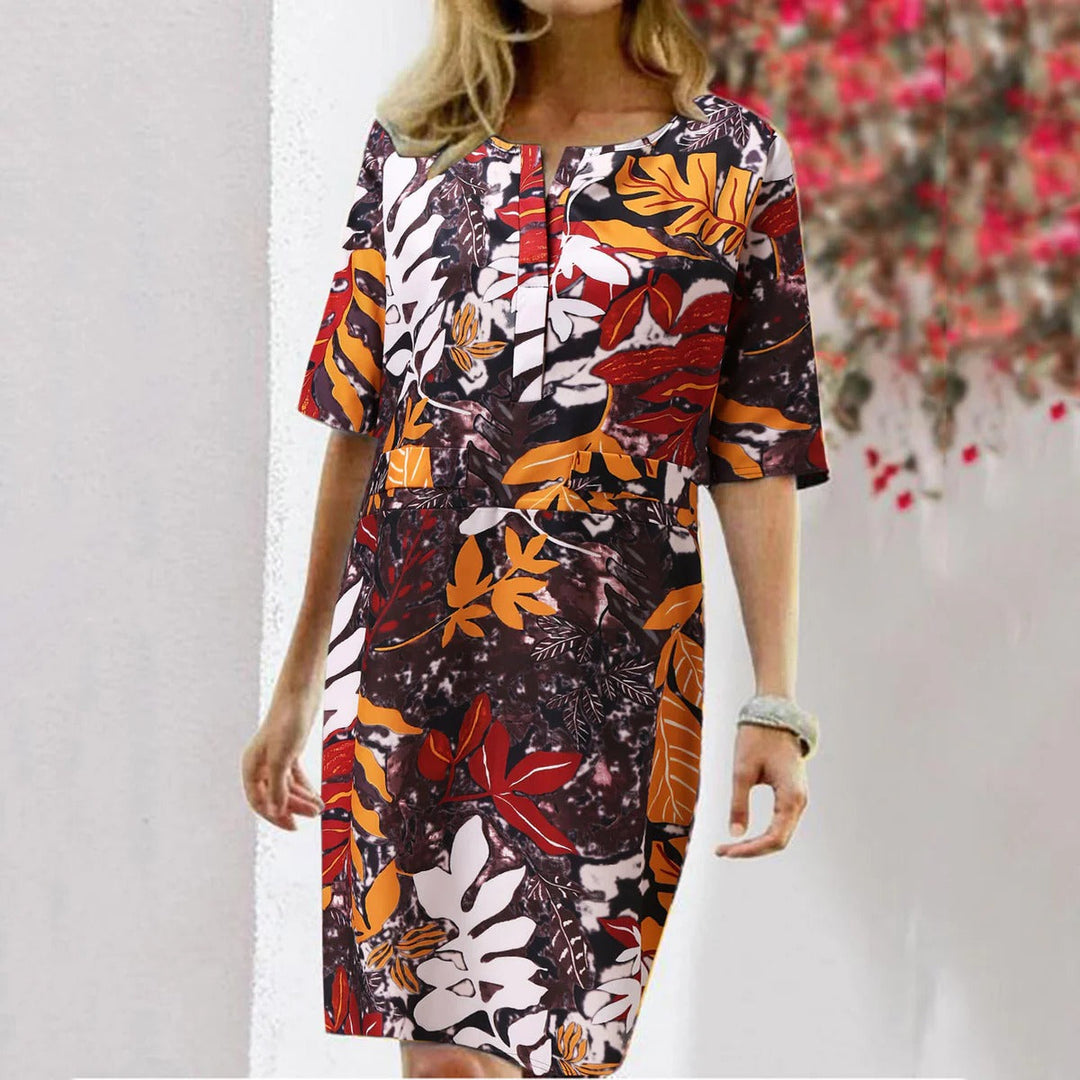 Women’s Casual Dress – Relaxed Fit – Cotton Blend – Short Sleeve – Knee Length – Leaf Print