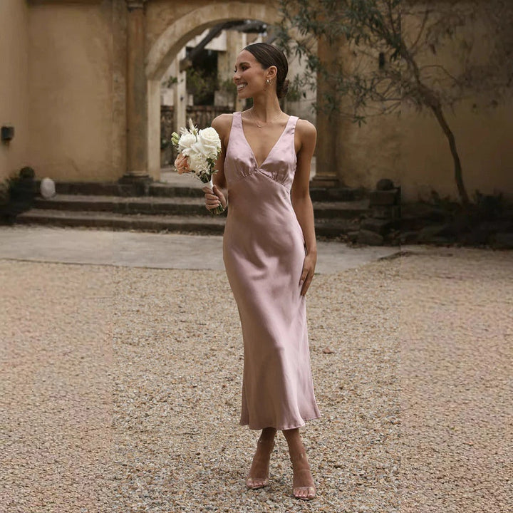 Women’s Maxi Dress - Slim Fit - Luxury Fabric - Deep V-Neck - Elegant Wide Straps