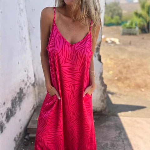 Women’s Maxi Dress – Relaxed Fit – Breathable Fabric – Thin Straps – With Pockets