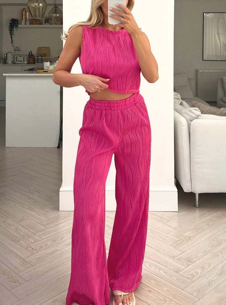 Women’s Two-Piece Set – Ribbed Crop Top – High-Waisted Relaxed Fit Pants – Soft Texture