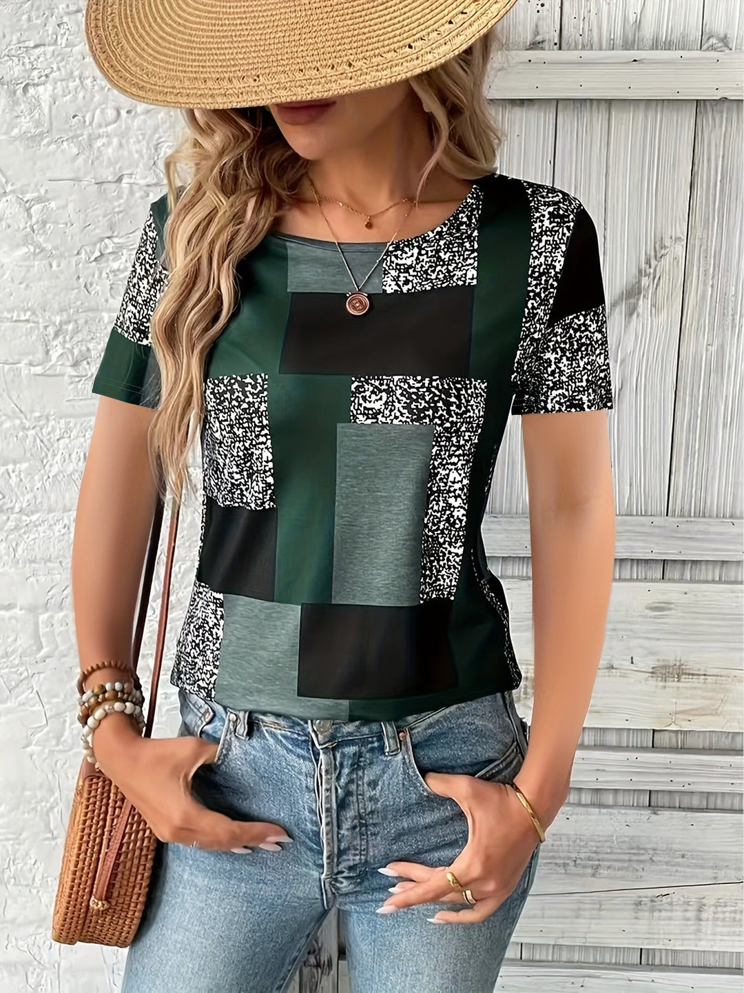Women’s T-Shirt – Cotton Blend – Regular Fit – Short Sleeve – Geometric Print