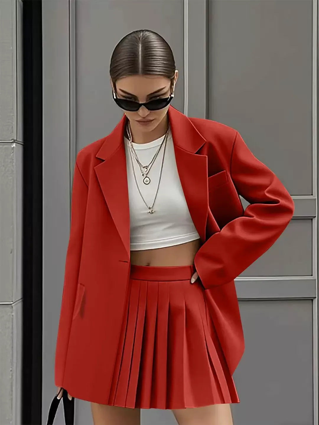Women's Pleated Skirt Suit Set – Relaxed Fit Blazer – High-Waist Mini – Flap Pocket Design