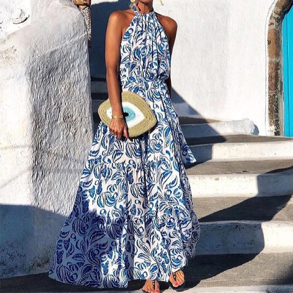 Women’s Maxi Dress – Flowy Fit – Halter Neck – Tiered Skirt – Floral Print