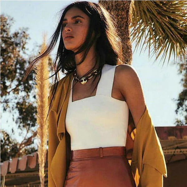Women’s Crop Top – Fitted Silhouette – Square Neck – Wide Strap – Sleeveless Breathable