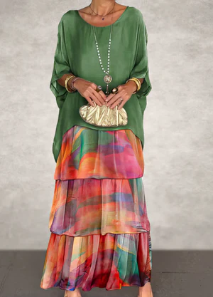 Women’s Maxi Dress – Flowing Fit – Tiered Layers – Sheer Fabric – Elbow Sleeve