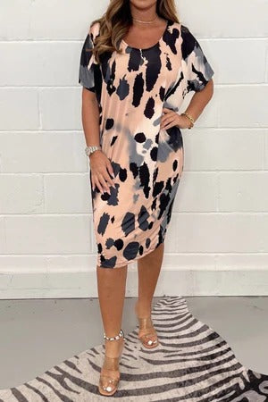 Women’s Midi Dress – Relaxed Fit  – Short Sleeve Artistic Print