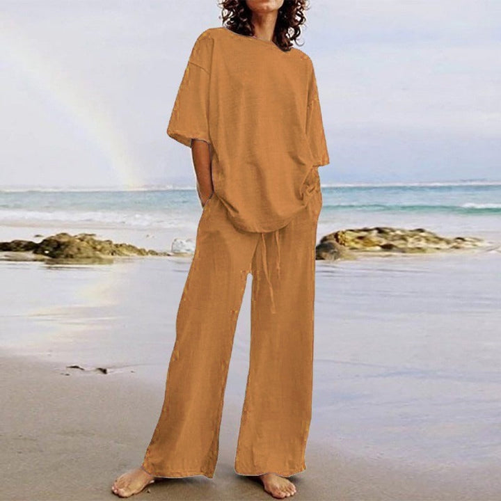 Women’s Two-Piece Set – Relaxed Fit Top with O-Neck – Wide-Leg Pants with Pockets