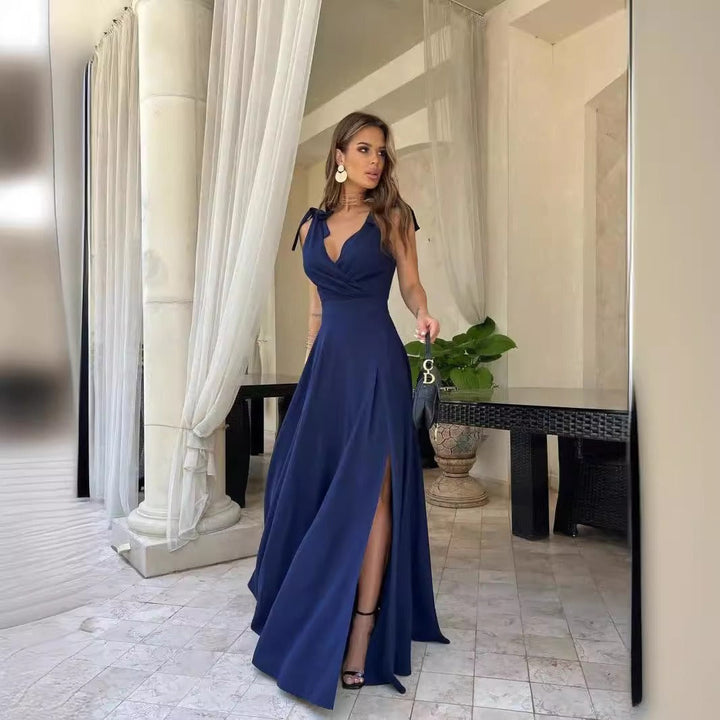 Women’s Evening Dress – Slim Fit – Plunging Neckline – High Slit – Spaghetti Straps
