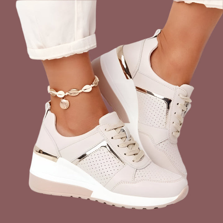 Women’s Sneaker - Platform Sole - Metallic Detail - Casual Fit