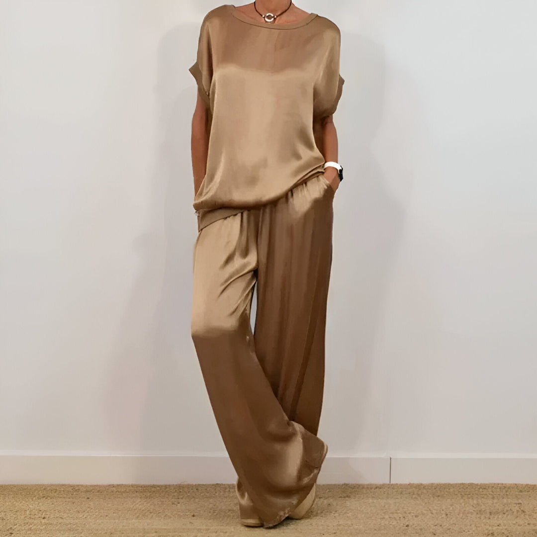 Women’s Two-Piece Set – Relaxed Fit – Wide-Leg Pants – Drawstring Waist