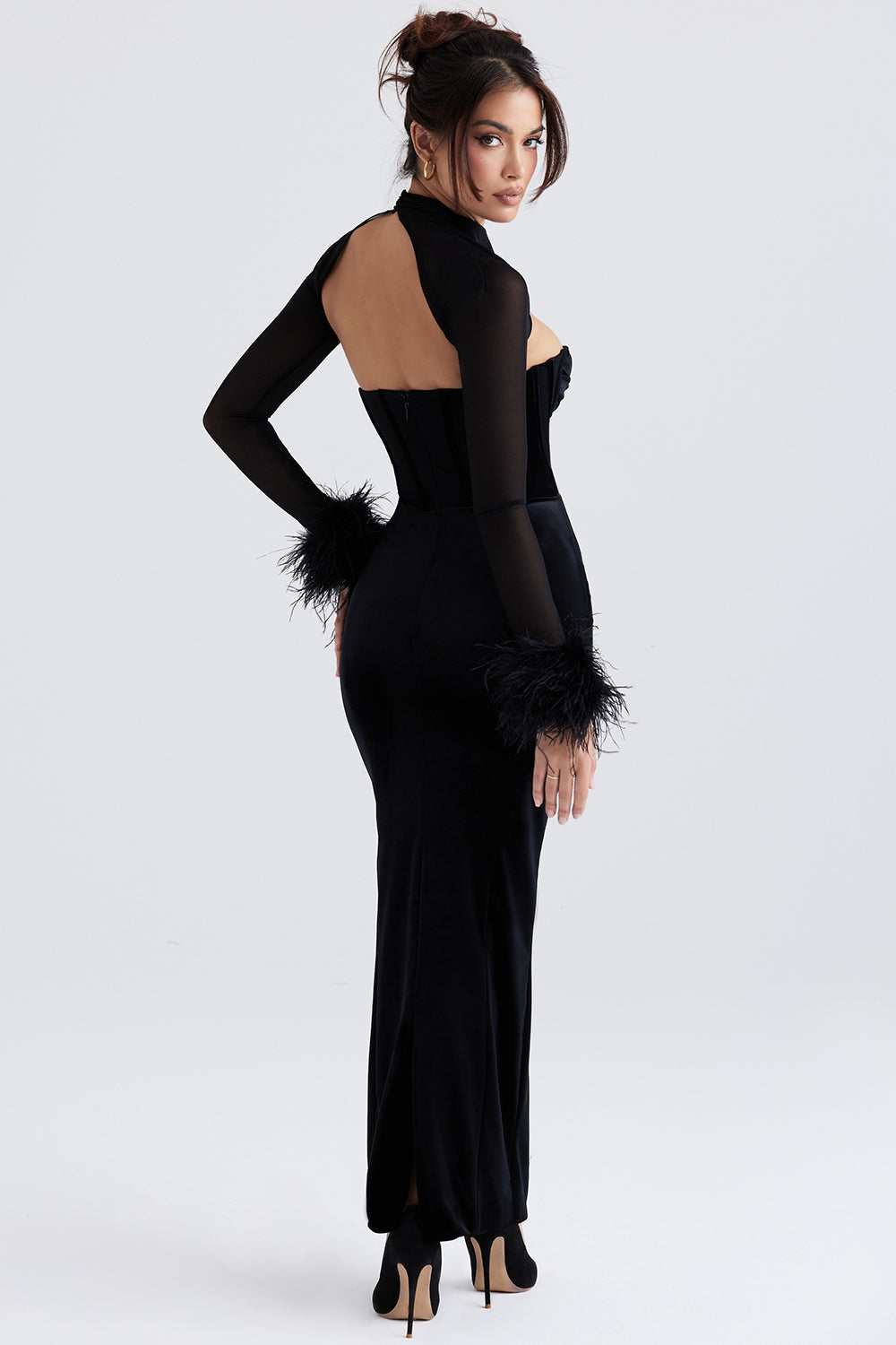 Women’s Evening Gown – Strapless Corset Bodice – Sweetheart Neckline – Mesh Sleeves