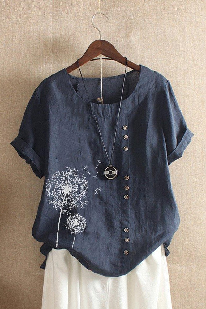Women’s T-Shirt – Relaxed Fit – Natural Fibers – Floral Print – Crew Neck – Cuffed Sleeves – Asymmetrical Button Detail