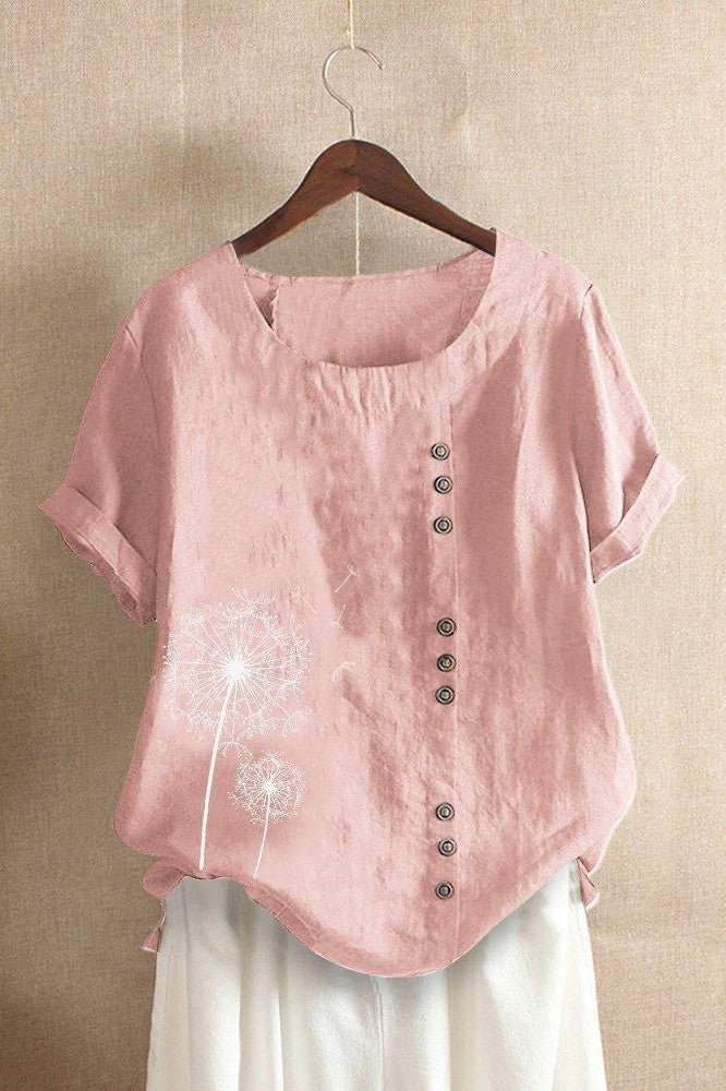 Women’s T-Shirt – Relaxed Fit – Natural Fibers – Floral Print – Crew Neck – Cuffed Sleeves – Asymmetrical Button Detail