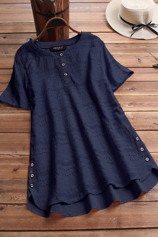 Women’s T-Shirt – Loose Fit – Breathable Blend – Eyelet Detail – Button Front – O-Neck
