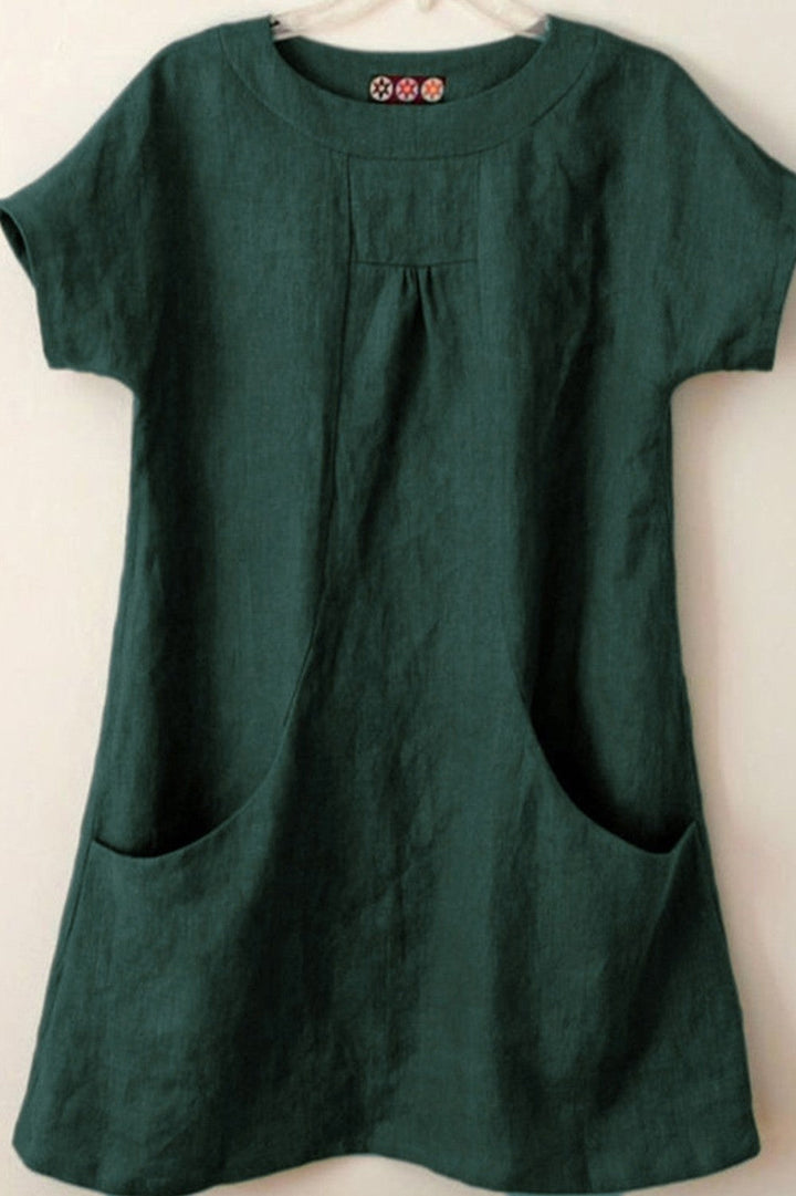 Women’s Blouse – Relaxed Fit – Short Sleeve – Natural Fibers – Pleated Front – Pockets